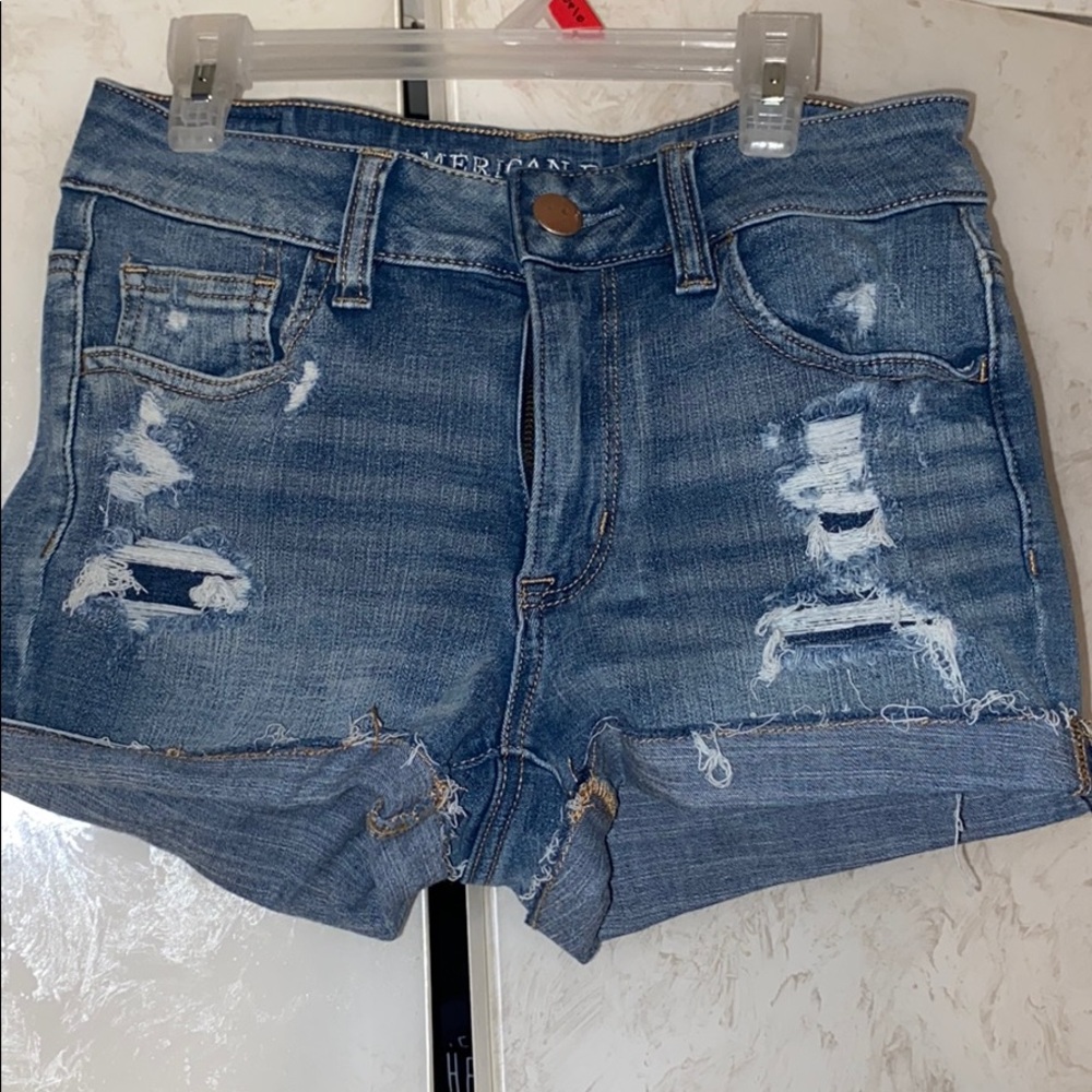 AMERICAN EAGLE high rise shortie